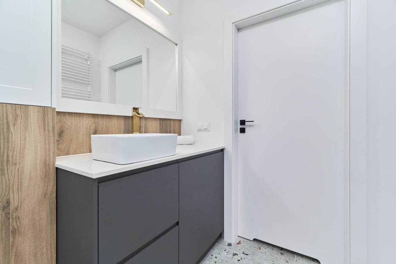 Luxurious Apartments Ksiecia Witolda By Noclegi Renters Wroclaw Exterior photo